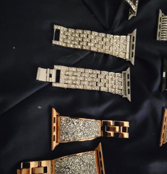 APPLE Series 4 Plus Accessories - Picture 8 of 16